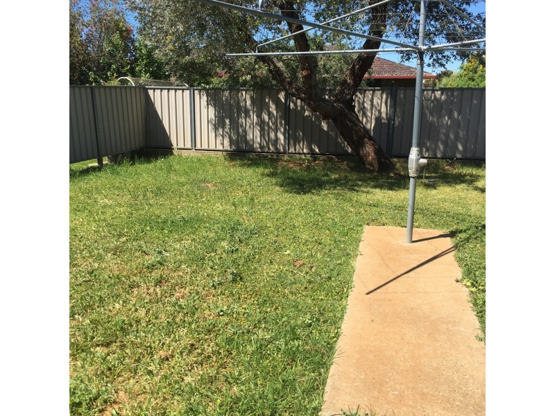 4/35A Cecile Street, Parkes NSW 2870