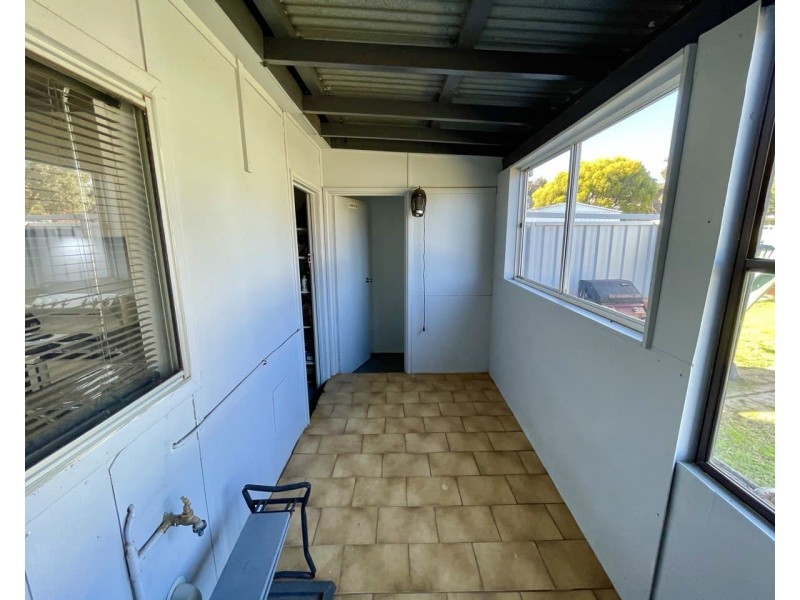 39 Forbes Road, Parkes NSW 2870