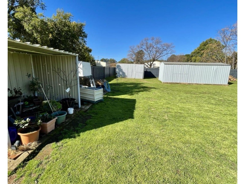 39 Forbes Road, Parkes NSW 2870