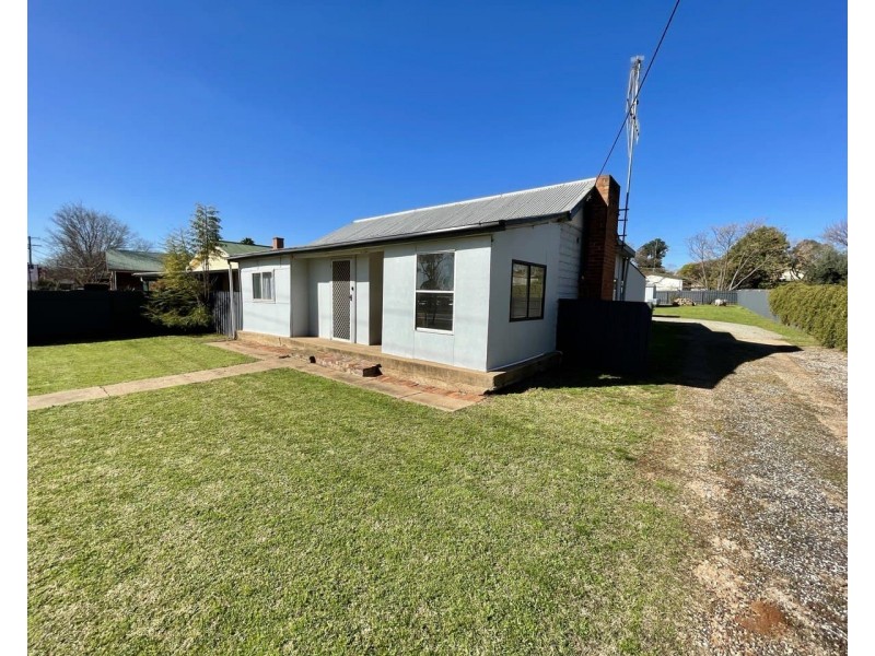 39 Forbes Road, Parkes NSW 2870