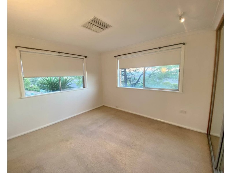 8 Glenwarrie Place, Parkes NSW 2870