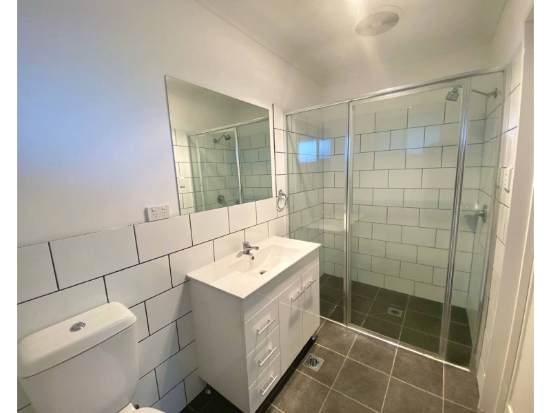 8 Glenwarrie Place, Parkes NSW 2870