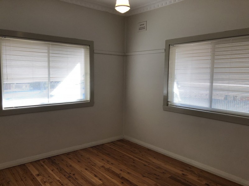 103 Boori Street, Peak Hill NSW 2869