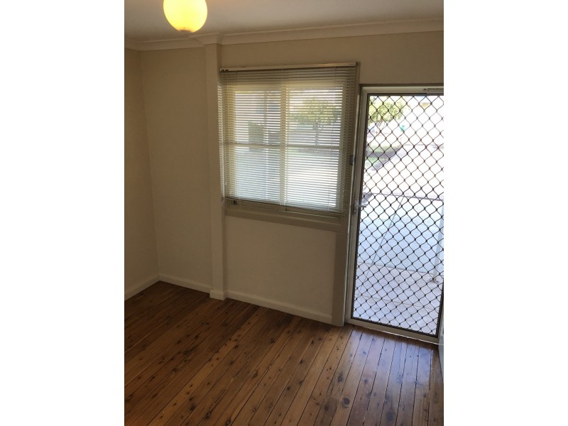 103 Boori Street, Peak Hill NSW 2869
