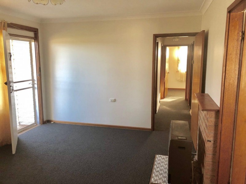 12 Wilga Street, Parkes NSW 2870