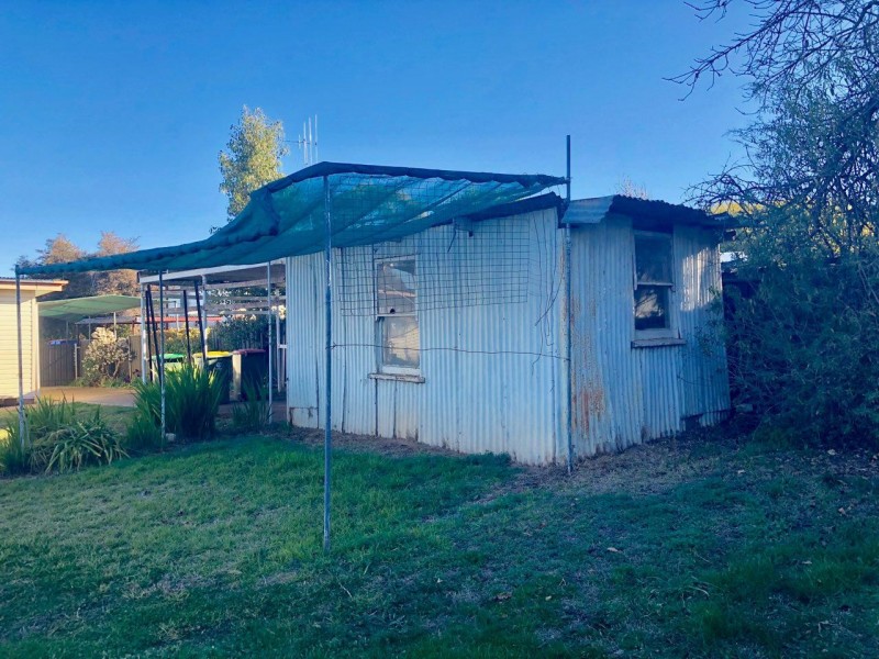 12 Wilga Street, Parkes NSW 2870