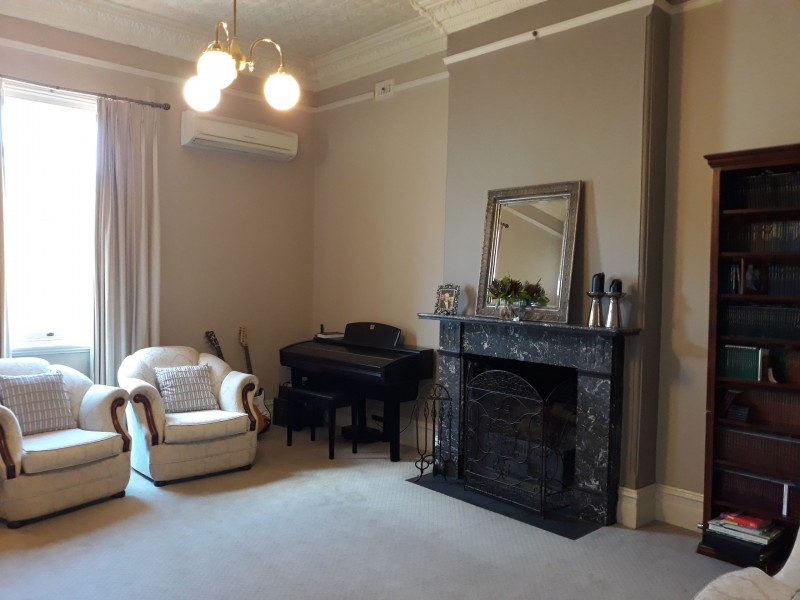 67 Church Street, Parkes NSW 2870