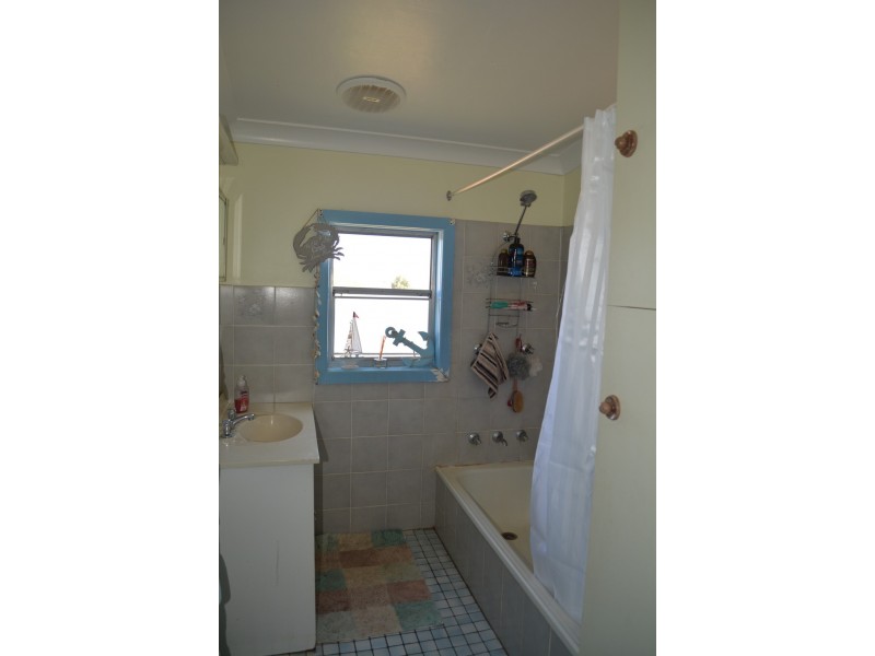 19 Reid Street, Parkes NSW 2870