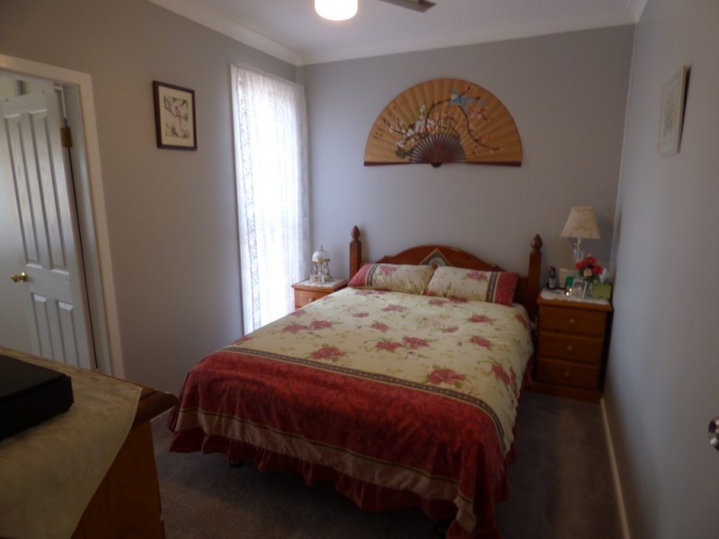 28 McDonnell Street, Forbes NSW 2871