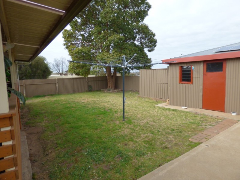 28 McDonnell Street, Forbes NSW 2871