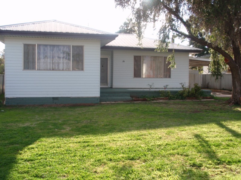 16 Elliott Street, Forbes NSW 2871
