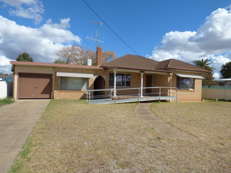 14 Reid Street, Forbes NSW 2871