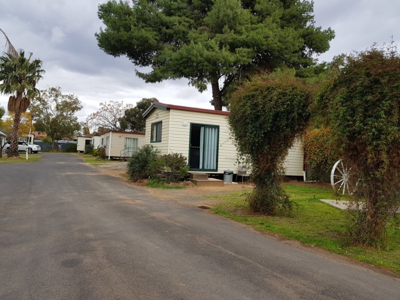 15-21 Peak Hill Road, Parkes NSW 2870