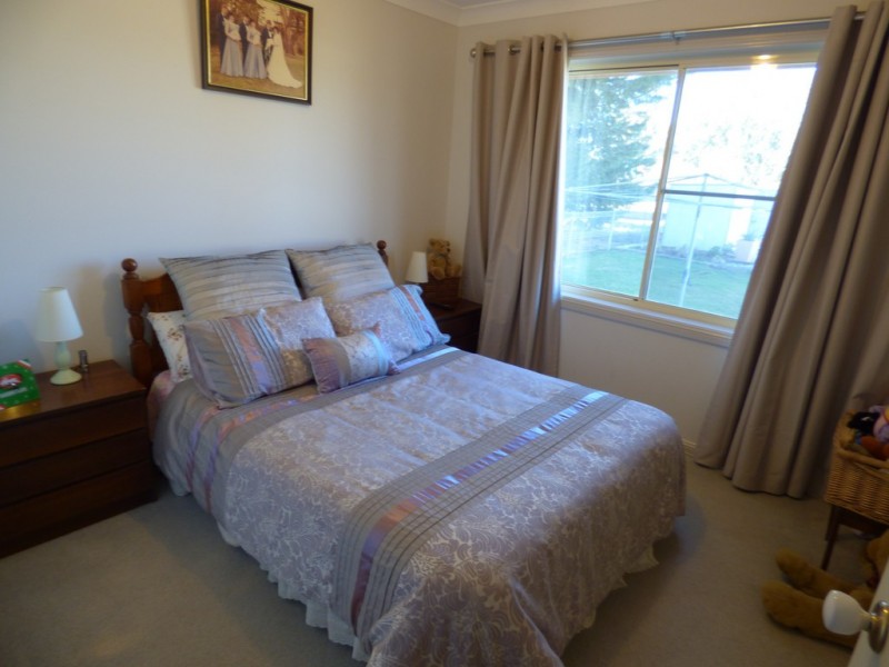 2 Oberon Street, Eugowra NSW 2806