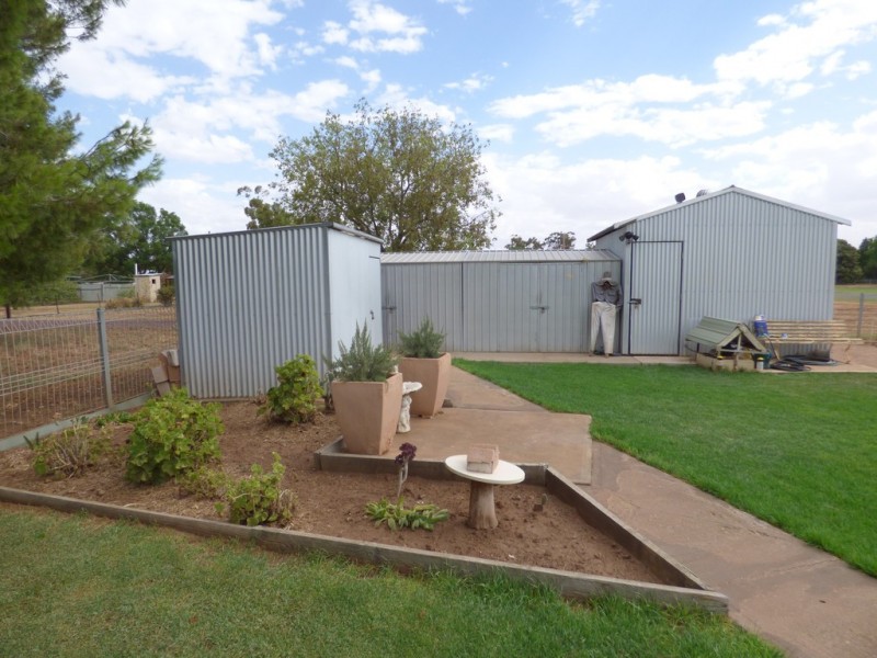2 Oberon Street, Eugowra NSW 2806