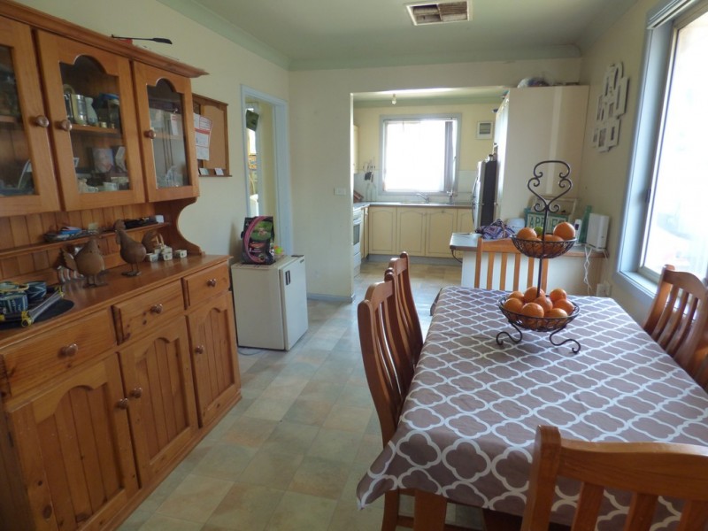 30 Scrivener Street, Forbes NSW 2871