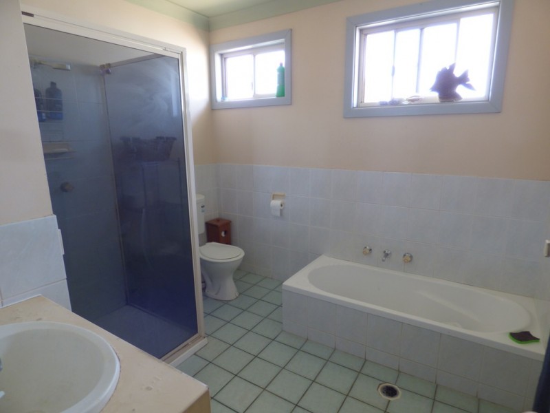 30 Scrivener Street, Forbes NSW 2871