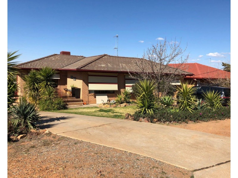 17 Lorking Street, Parkes NSW 2870