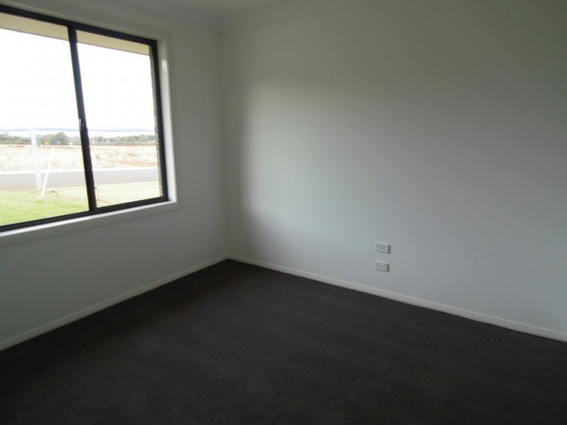 9 Hydrangea Avenue, Parkes NSW 2870