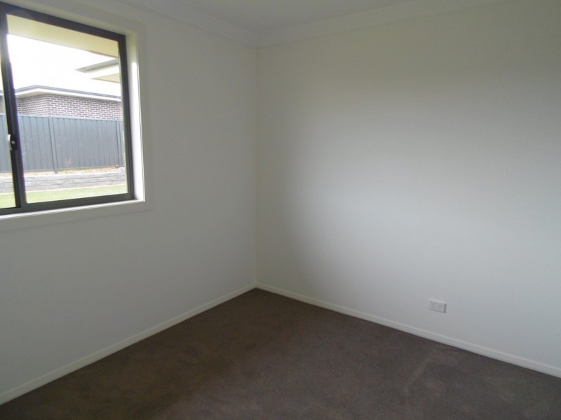 9 Hydrangea Avenue, Parkes NSW 2870