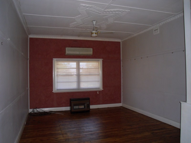 36 Farrand Street, Forbes NSW 2871