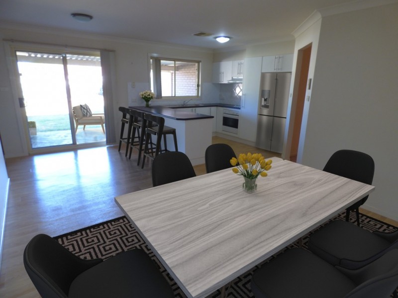 1A Mcmillan Place, Forbes NSW 2871