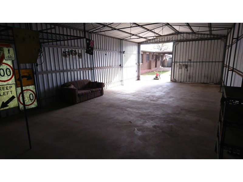 45 Brolgan Road, Parkes NSW 2870