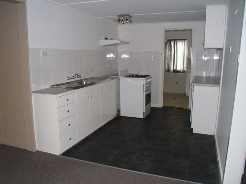 32 Underwood Street, Forbes NSW 2871