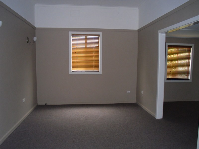 32 Underwood Street, Forbes NSW 2871