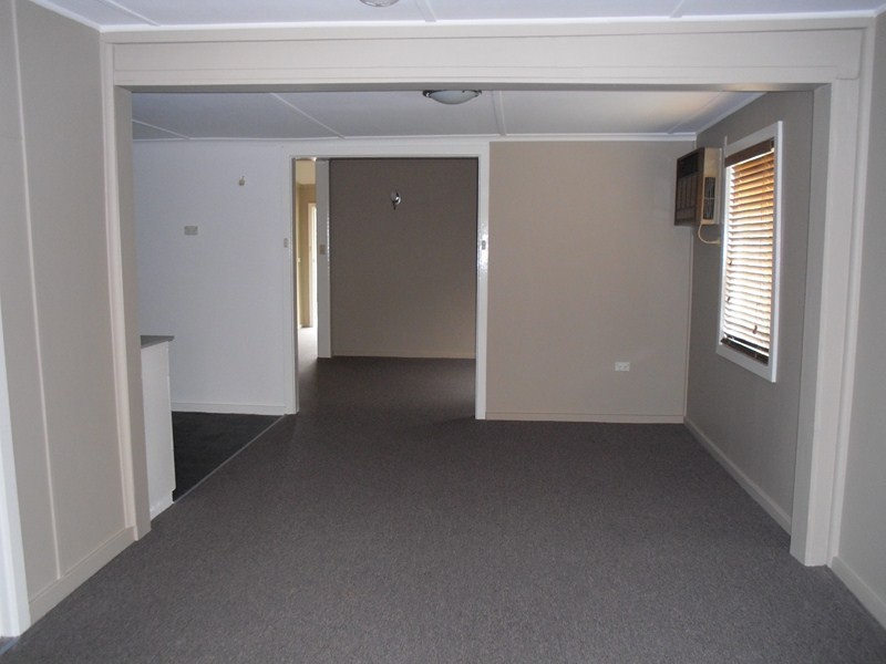 32 Underwood Street, Forbes NSW 2871
