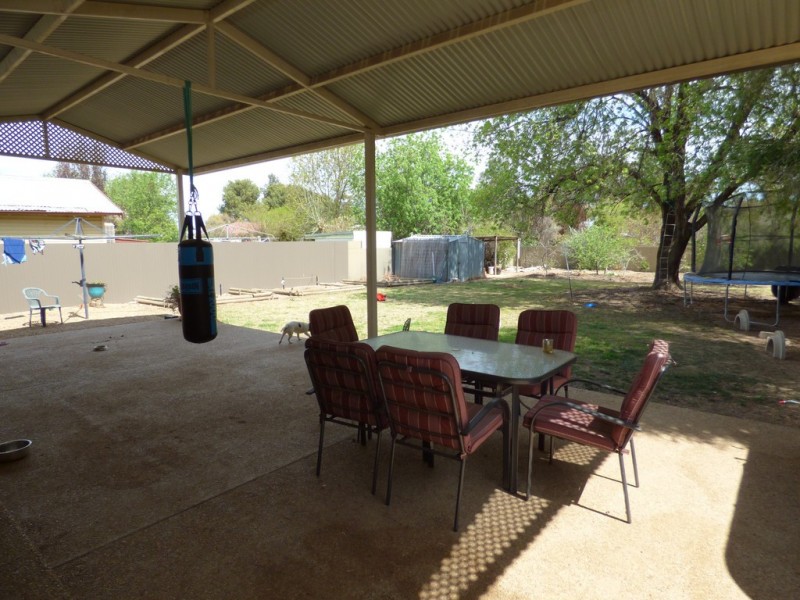 77 Church Street, Forbes NSW 2871