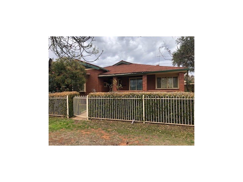 40 Bushman Street, Parkes NSW 2870