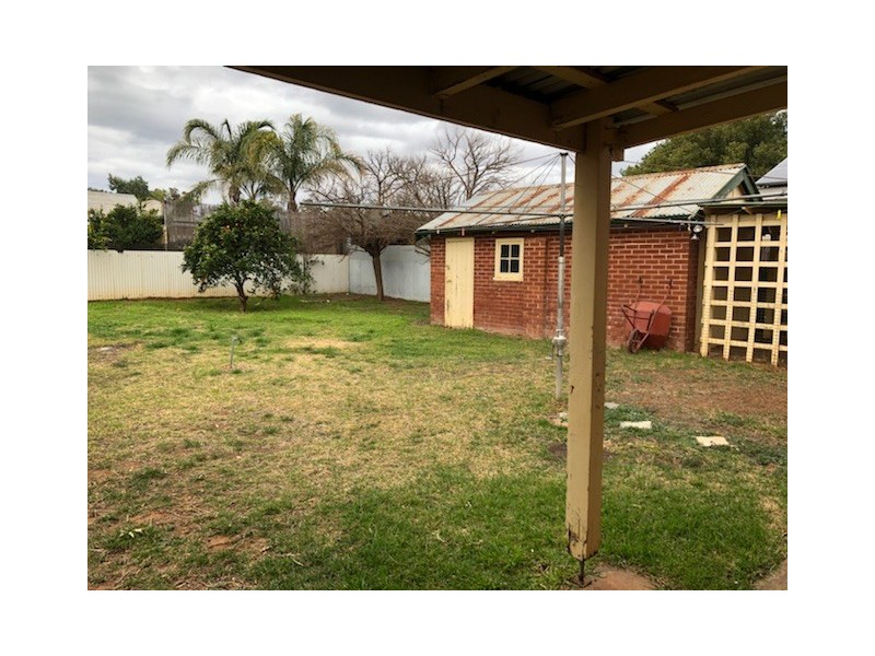 40 Bushman Street, Parkes NSW 2870