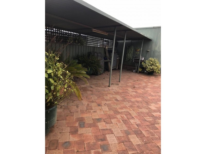 122 Victoria Street, Parkes NSW 2870