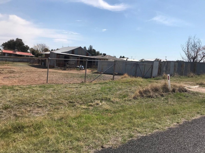 122 Victoria Street, Parkes NSW 2870