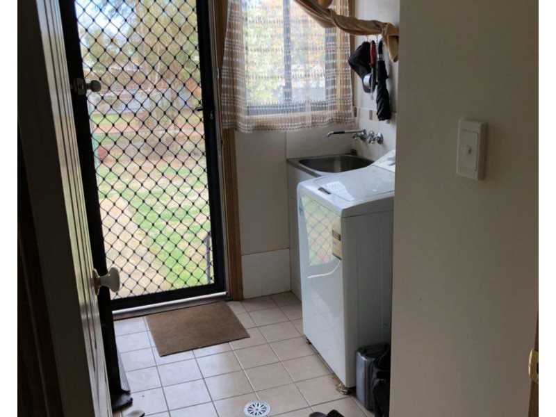 120 Boori Street, Peak Hill NSW 2869