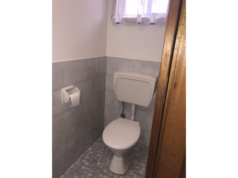 9 Faull Cres, Parkes NSW 2870