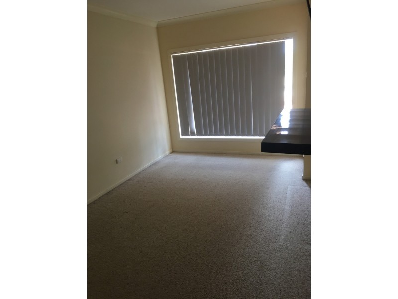 102 Dalton Street, Parkes NSW 2870