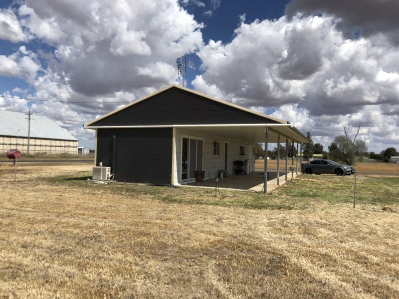 11 Station Street, Bogan Gate NSW 2876