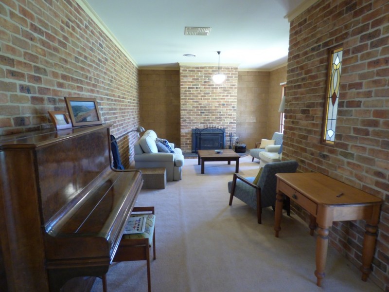 28 Alder Street, Forbes NSW 2871