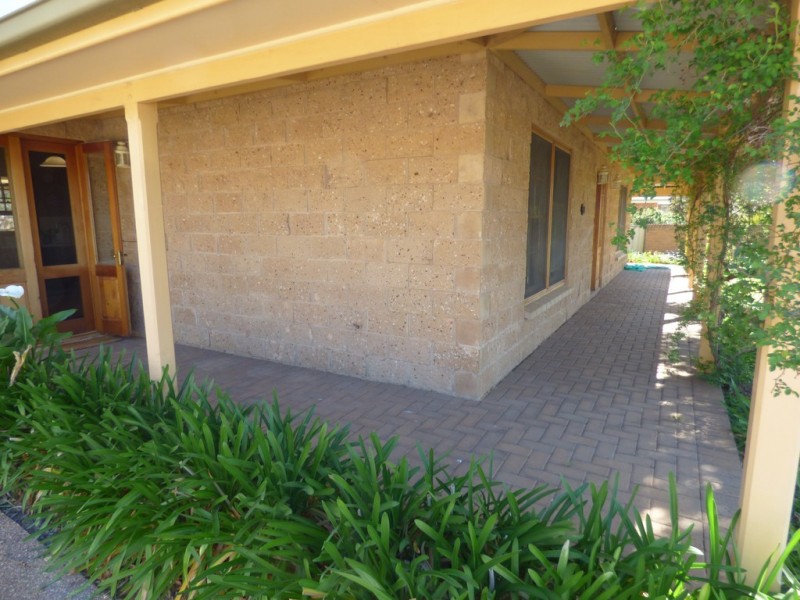 28 Alder Street, Forbes NSW 2871