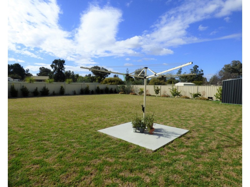 103 York Street, Forbes NSW 2871