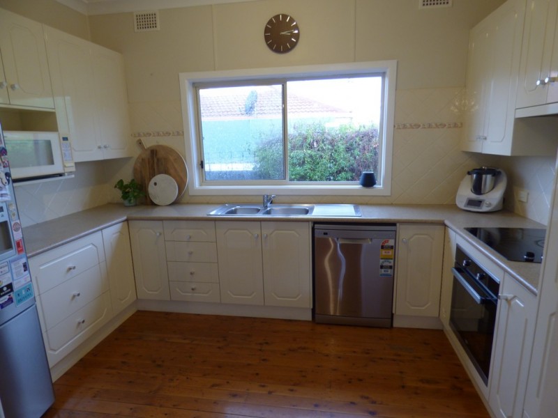 39 Bathurst Street, Forbes NSW 2871