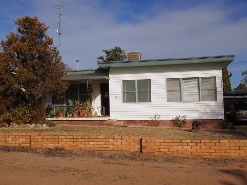 14 Crouch Street, Condobolin NSW 2877