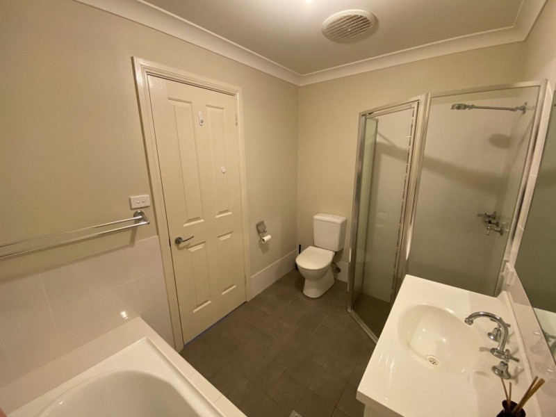 72B Close Street, Parkes NSW 2870