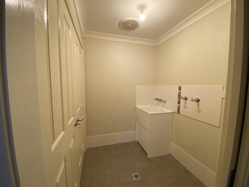 72B Close Street, Parkes NSW 2870