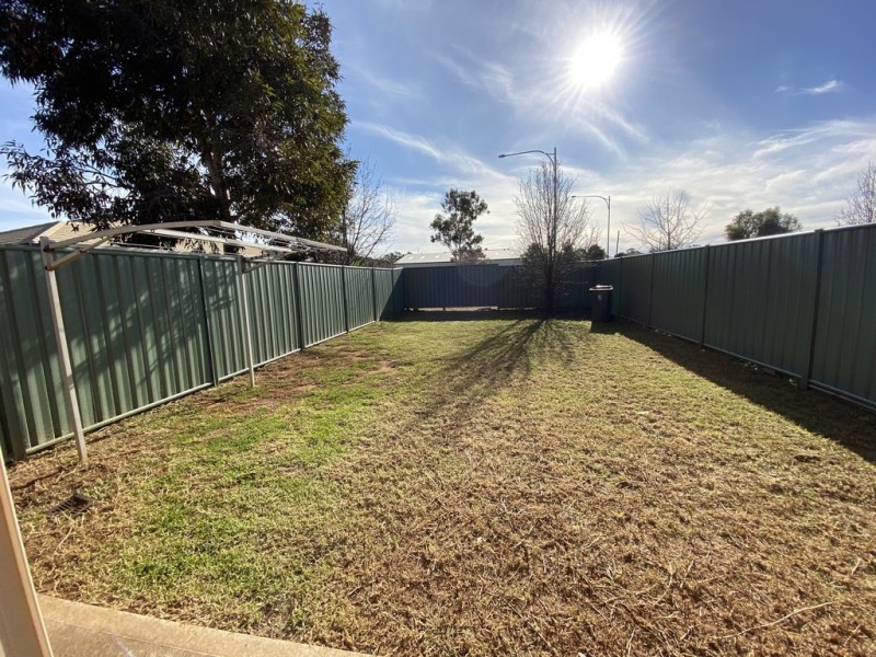 72B Close Street, Parkes NSW 2870