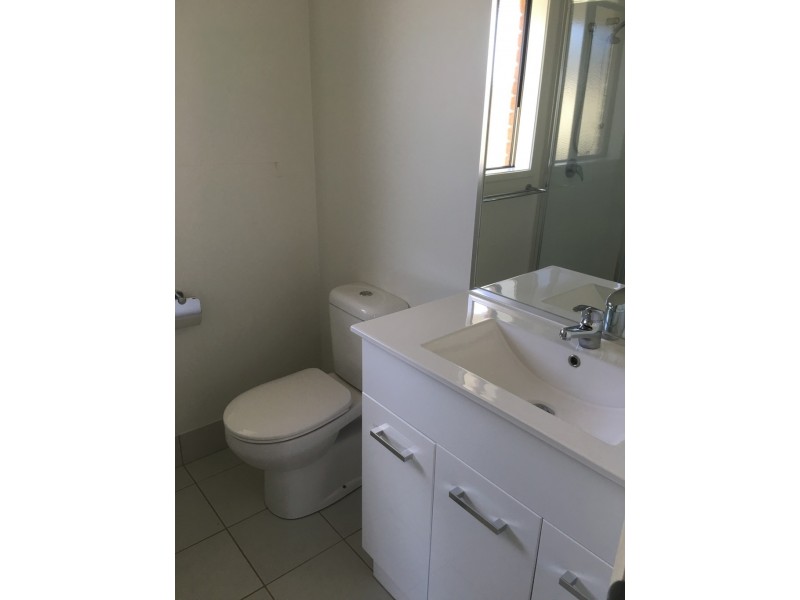 20 Blaxland Street, Parkes NSW 2870
