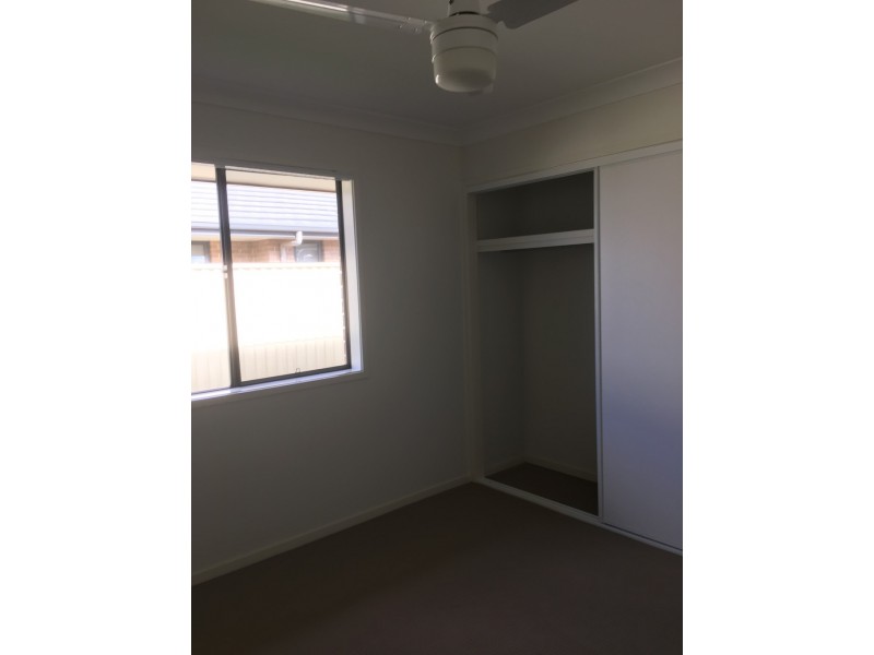 20 Blaxland Street, Parkes NSW 2870