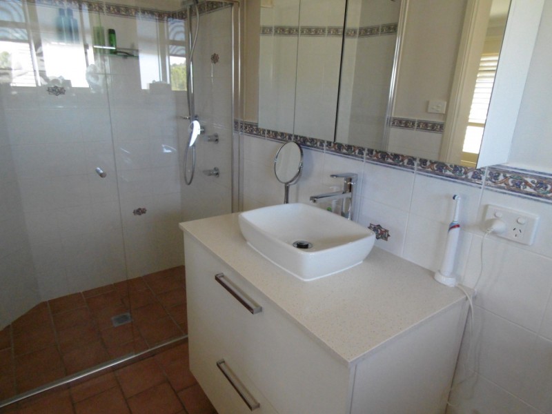 14 Glenburnie Close, Parkes NSW 2870